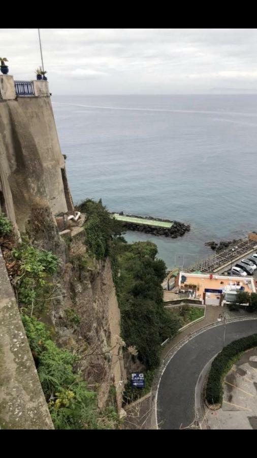 Rosy Monolocale Nel Centro Storico Di Torre Annunziata Di Fronte Scavi Oplonti Apartman Kültér fotó